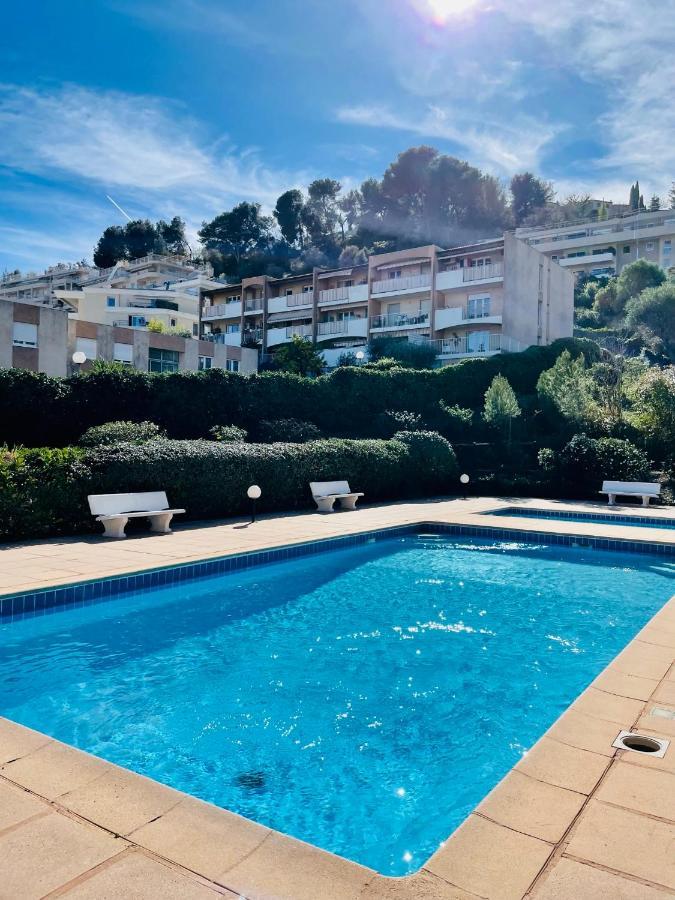 Studio Cosy Avec Terrasse Et Garage Saint-Laurent Du Var Limitrophe Nice Eksteriør bilde